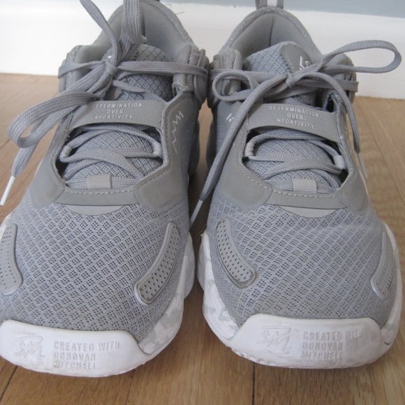 Adidas Donovan Mitchell D.O.N. Issue #3 Men's Basketball Shoes Team Mid Grey 10 - Picture 5 of 15